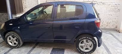 Toyota Vitz 2001