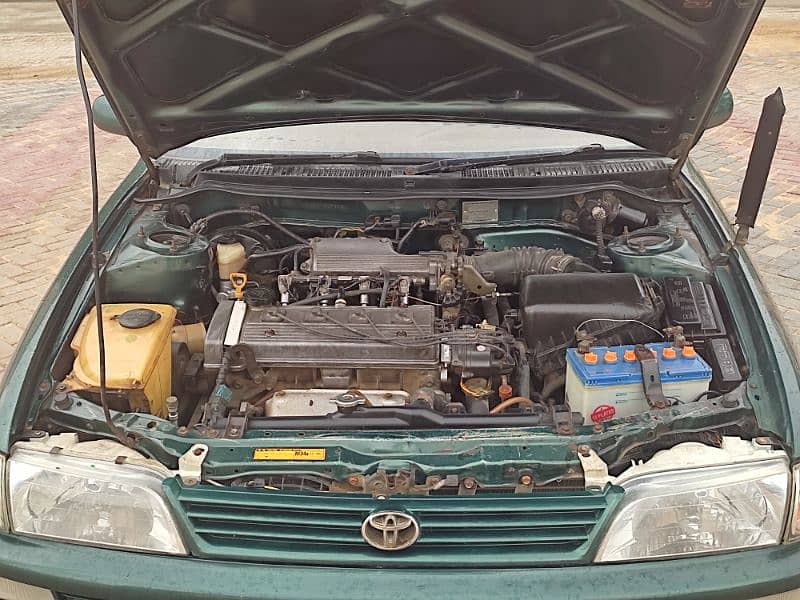 Toyota Corolla GLI 1998 Indus corolla 1.6 own engine genuine auto 9