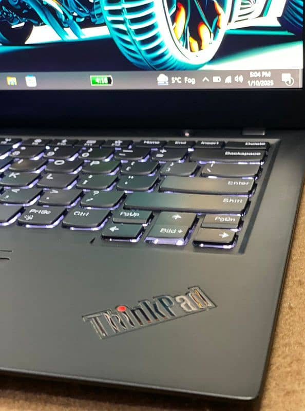 Lenovo X1 carbon i5/8th gen 16/256 gb ssd laptop 9