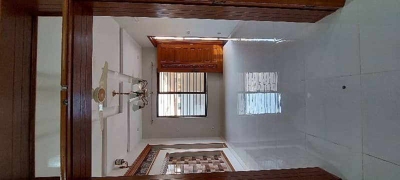 House For Rent in G-13 (Brand New) 7 Marla 7