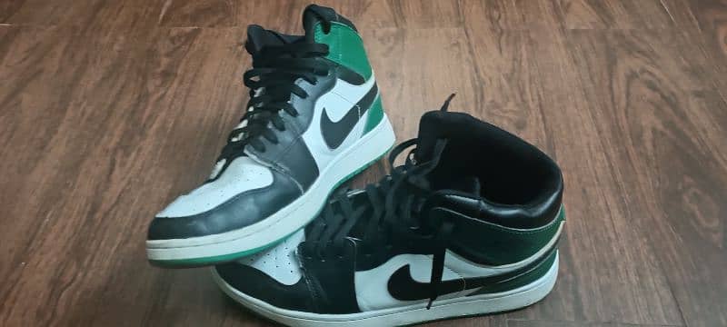 Air Jordan Green (High). Urgent Sale 3