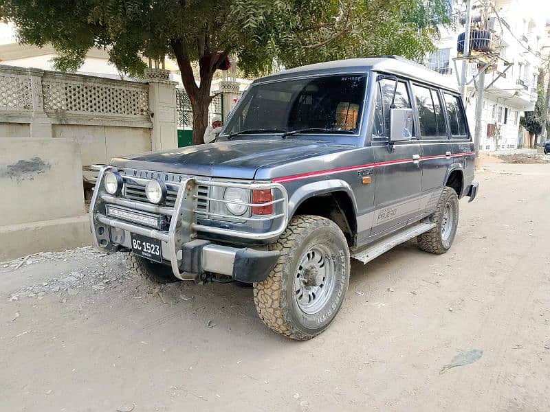 Mitsubishi Pajero 1990 0