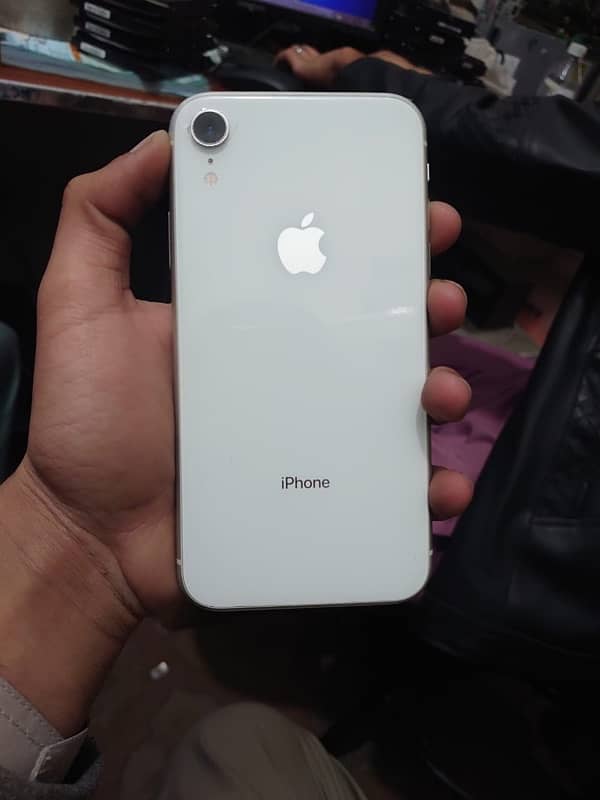 iphone Xr non pta factory unlock 0