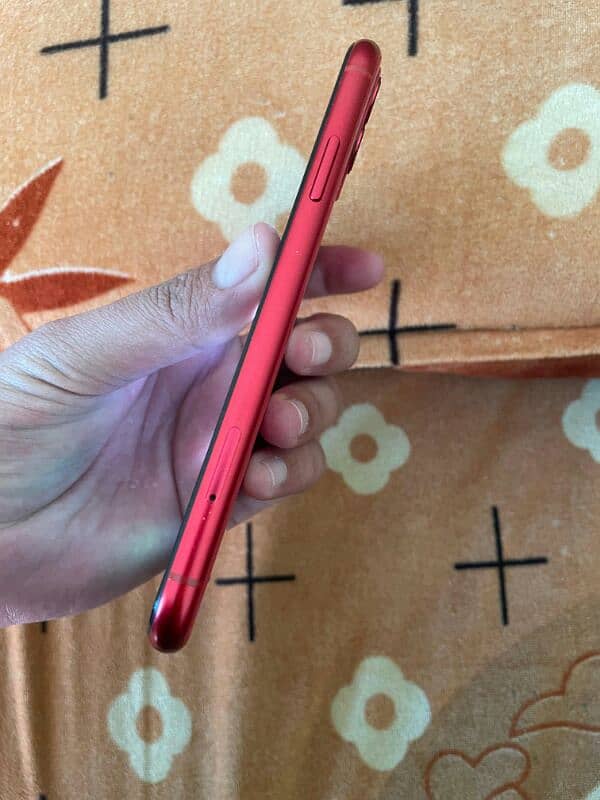 iphone 11 red color 64gb non pta 2