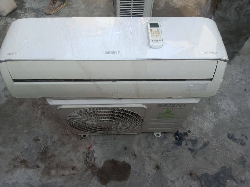 1.5 ton DC inverter ac for sale heat and cool  03219247055 2