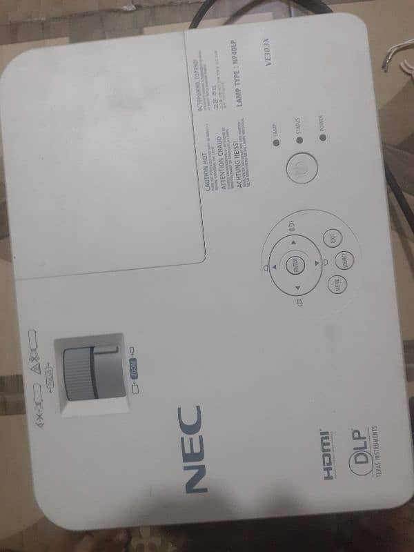 Nec Dlp multimedia projector witg remort 1