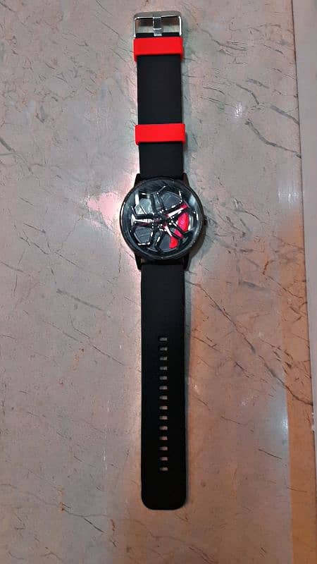 New Gtr rim design watch not used with box dial also spin 1