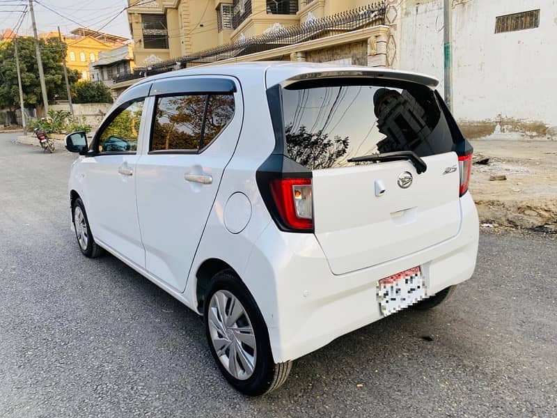 Daihatsu Mira 2023 3