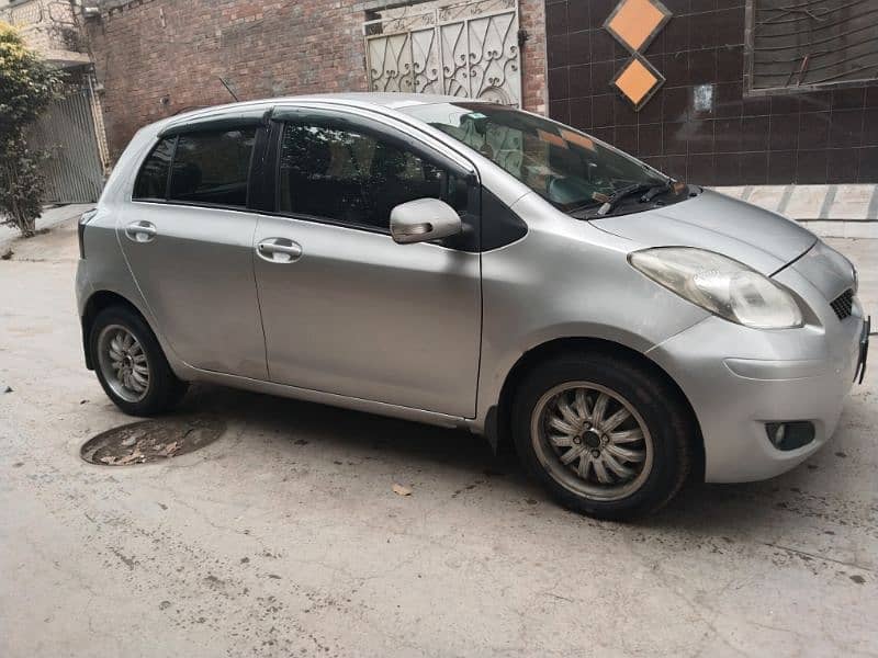 Toyota Vitz 2012 2