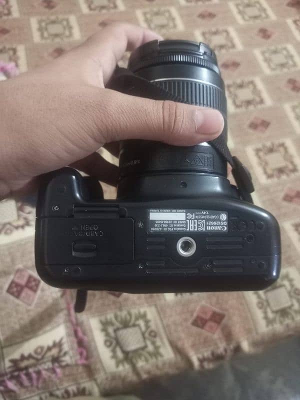 Canon 1300D 5