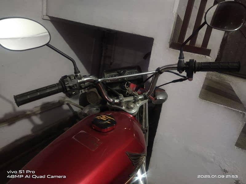 Honda CG 125S 2020 Push Start Silver Special Edition 6