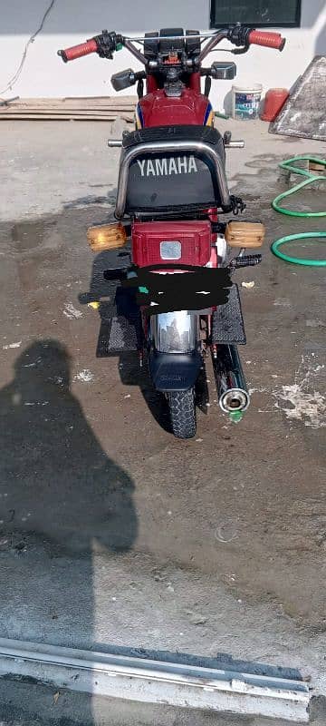 yamha bike goog condition 2006 model chakwal number 4