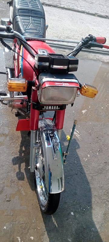 yamha bike goog condition 2006 model chakwal number 6