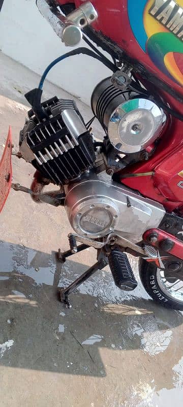 yamha bike goog condition 2006 model chakwal number 8