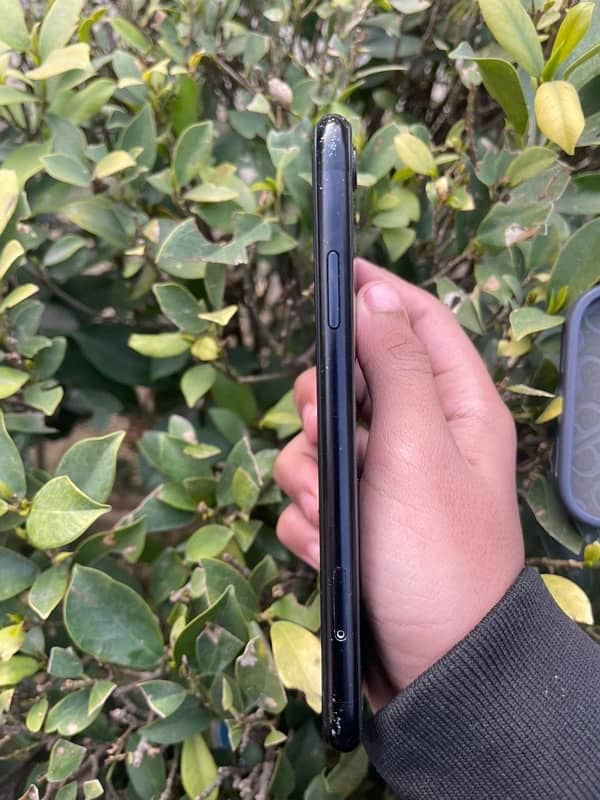 iphone xr 2