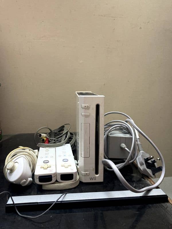 Nintendo Wii Console Bundle 0