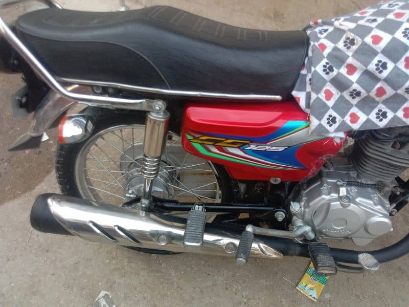 Honda 125 good condition 2