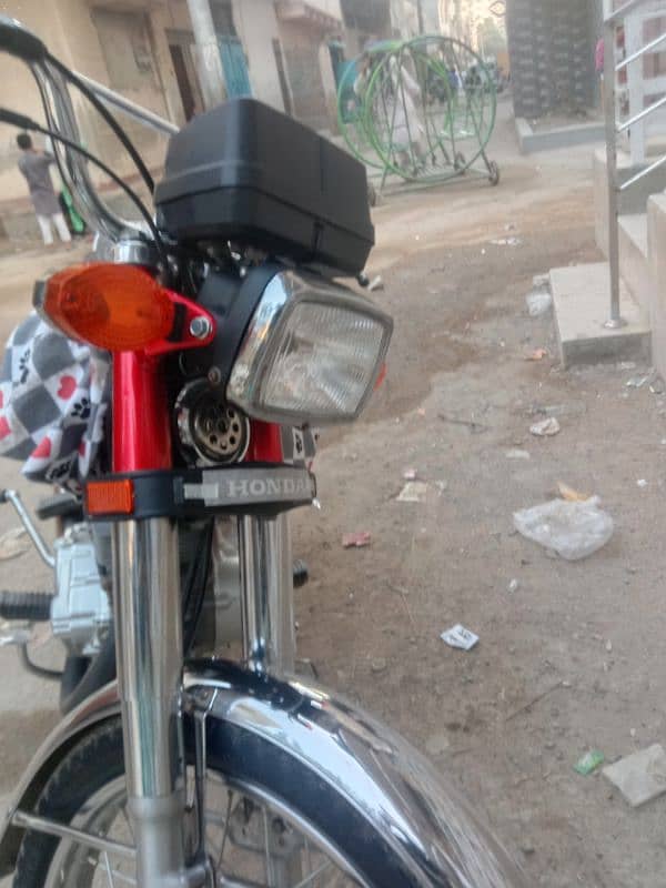 Honda 125 good condition 3