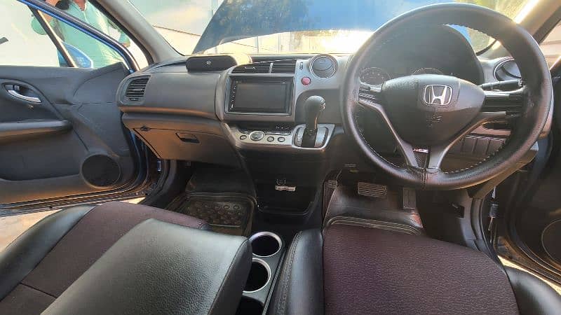 Honda Stream 2007/2013 11