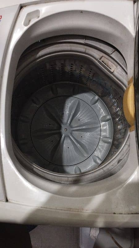 used dawlance washing machine automatic 2