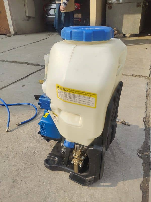 Huyndai 4 Stroke Agricultural Knapsack Power Sprayer Turbo 768 8