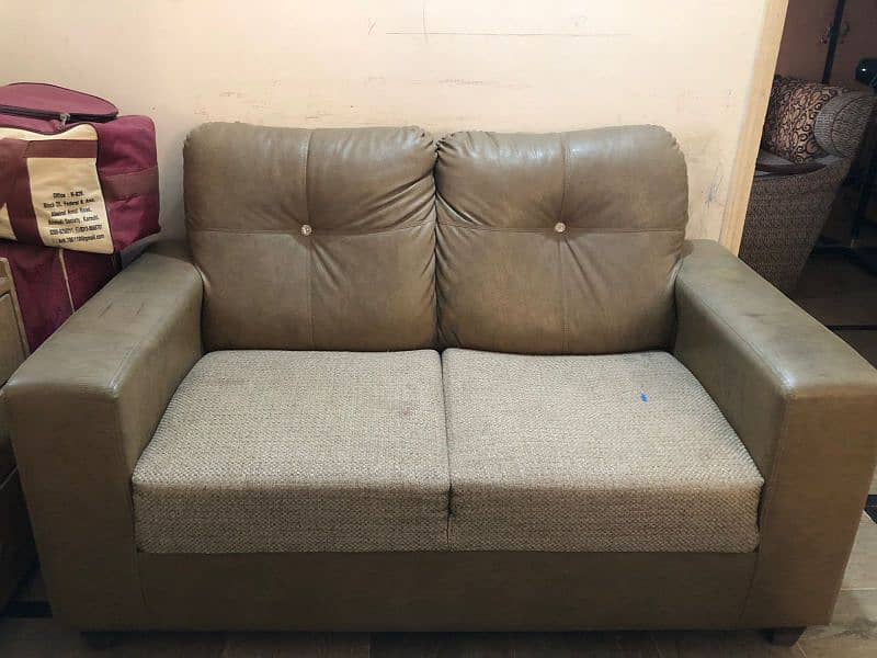 Sofa set 0