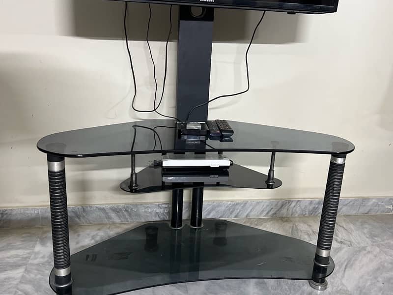 Samsung LED with TV stand/cart 3