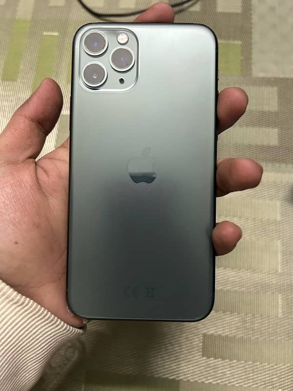 i phone 11 pro 4