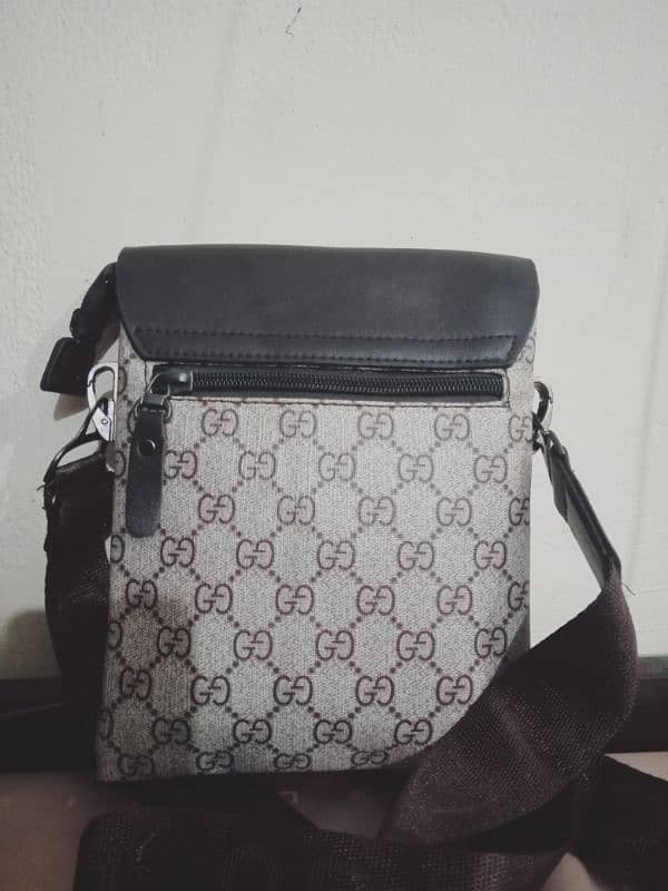 Gucci crossbody bag 2