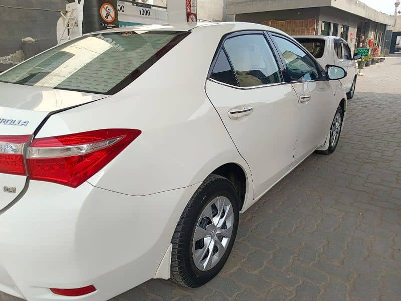 Toyota Corolla XLI 2015 3