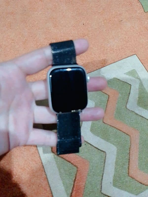 Apple watch series 7 in low price, urgent sale 2