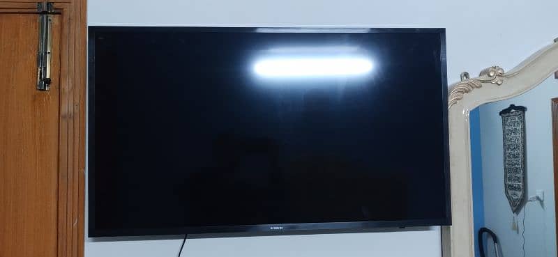 Genuine Samsung 43 Inches LED TV Original Full HD Television 3