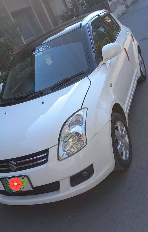 Suzuki Swift DLX 2011/2012 urgent for sale 2