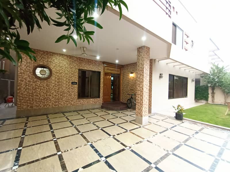 17 Marla house for sale main road direct approach 0