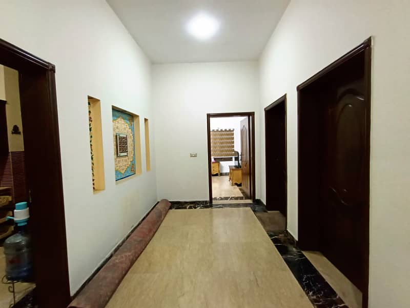 17 Marla house for sale main road direct approach 8