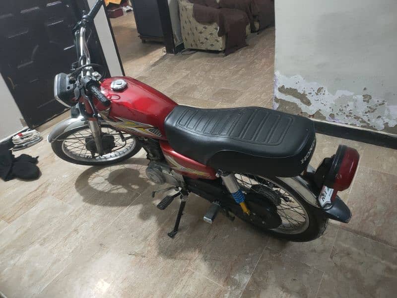 unique 125 10/9 condition final price 74000 2