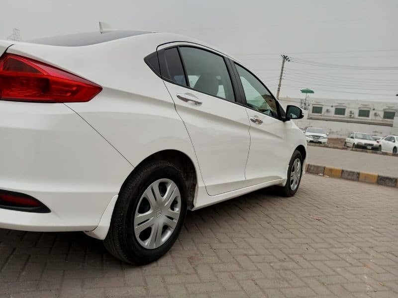 Honda City 2022 1.5 CVT Automatic Total Genuine 6