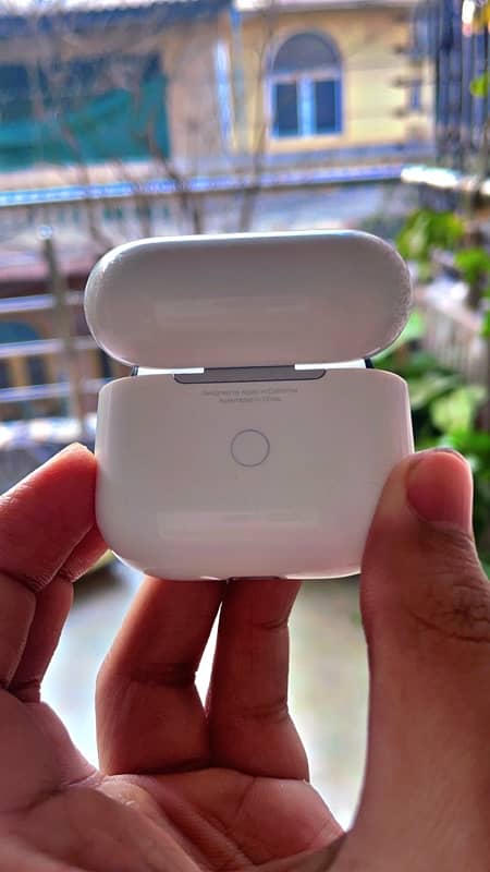 Apple airpods 3 in fresh condition 5