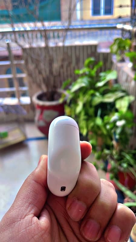 Apple airpods 3 in fresh condition 6