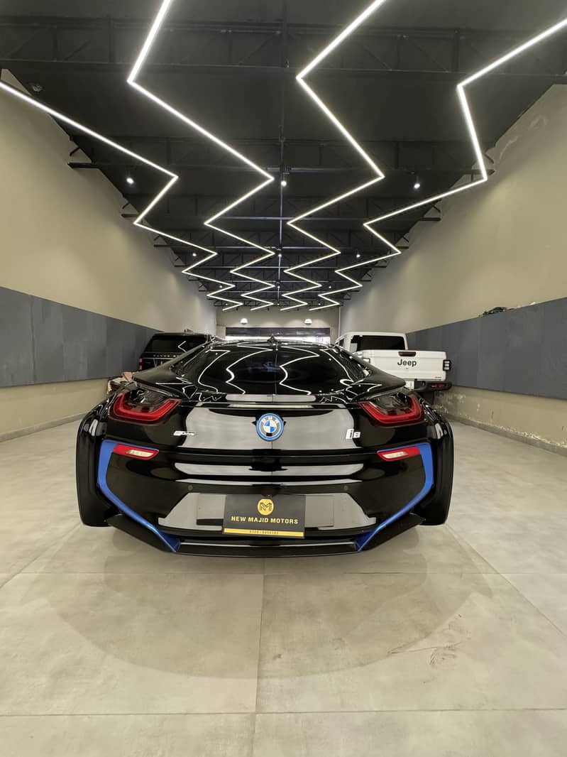 BMW i8 1