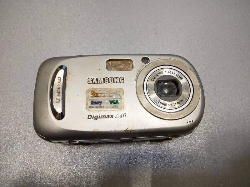 Samsung digital camera A40 2