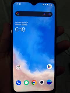 ONE PLUS 7T 8/128 URGENT SALE