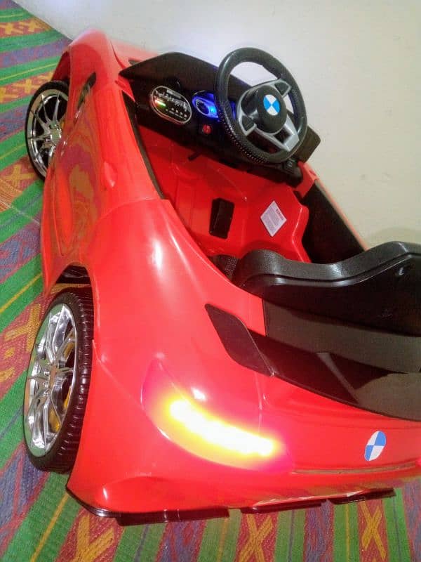 Kids Electric Car O3358O8816O Call/ Whatsap for video. Brand New 6