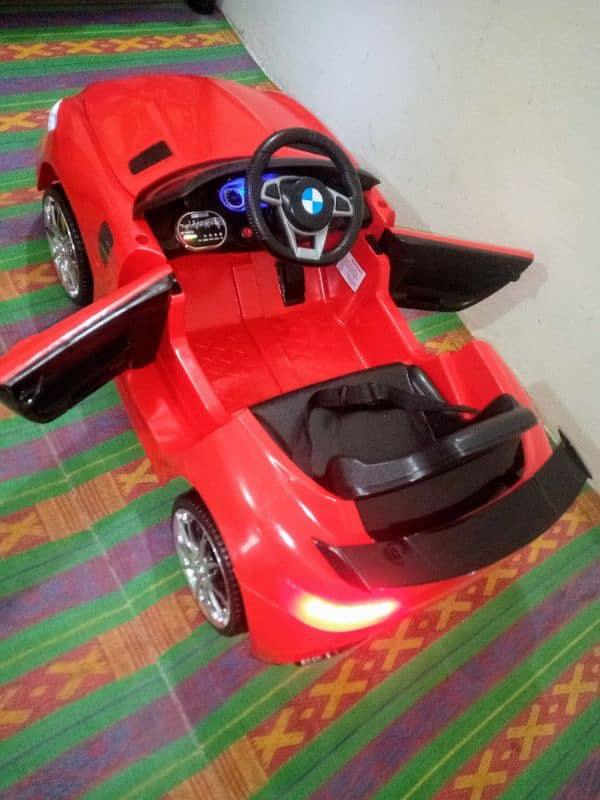 Kids Electric Car O3358O8816O Call/ Whatsap for video. Brand New 13