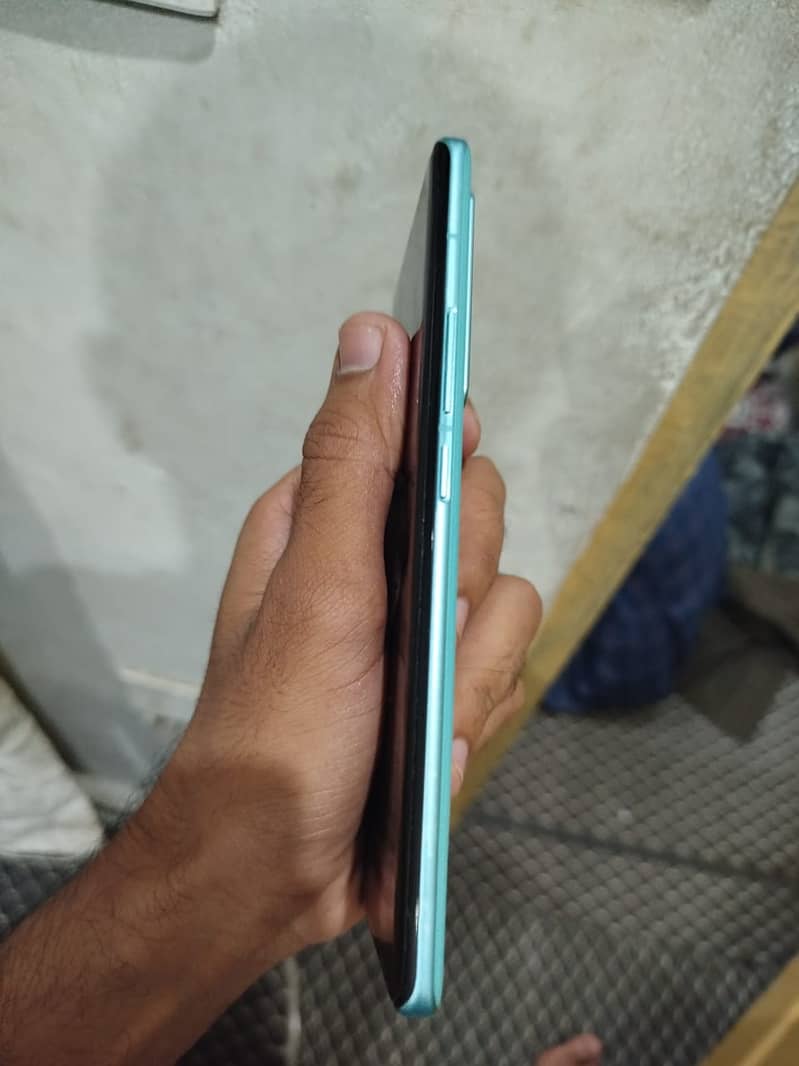 Vivo x80 10/10 pta official 1