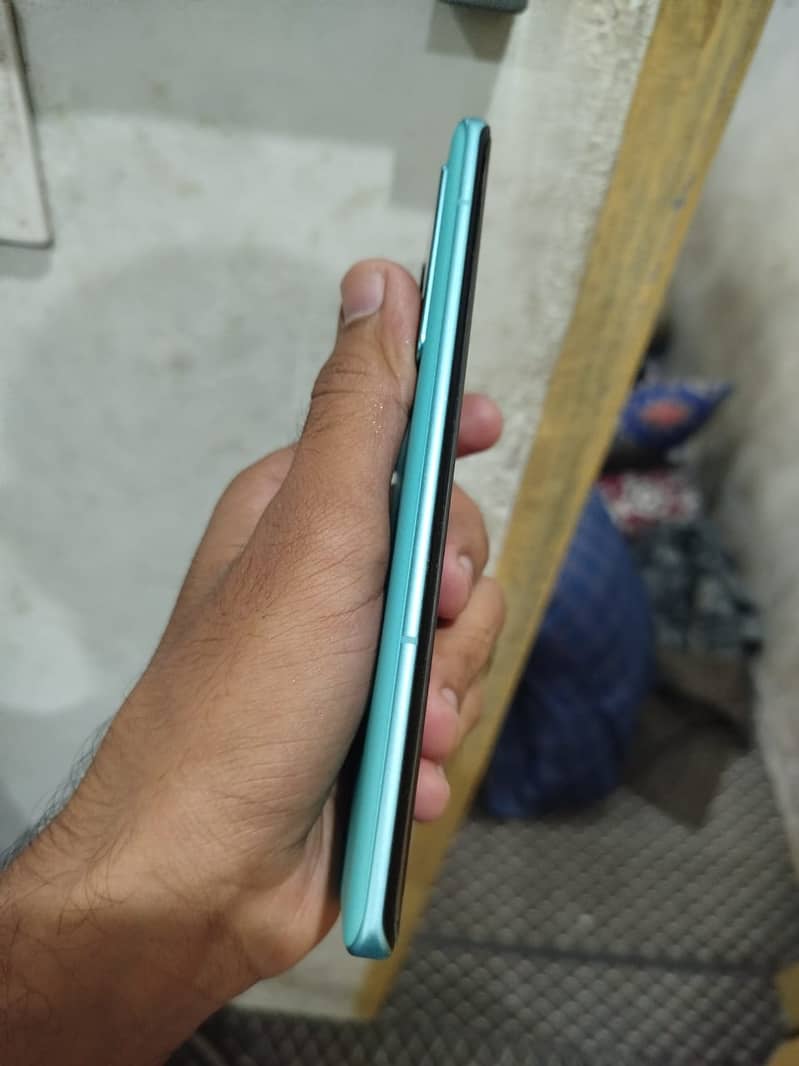 Vivo x80 10/10 pta official 2