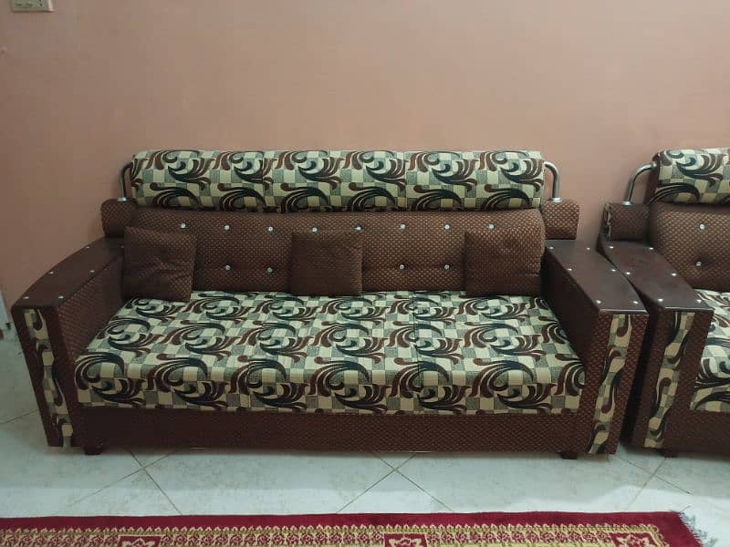 7 seater Sofa Set For Sale 1