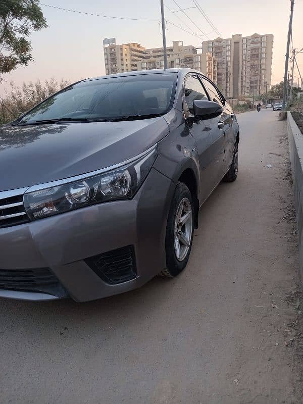 Toyota Corolla GLi Automatic 1.3 2016 – Urgent Sale in Karachi 0