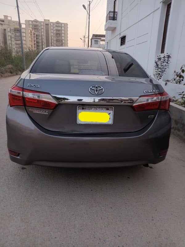 Toyota Corolla GLi Automatic 1.3 2016 – Urgent Sale in Karachi 3