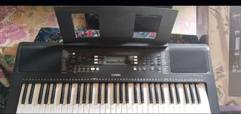 Yamaha digital keyboard e373 2